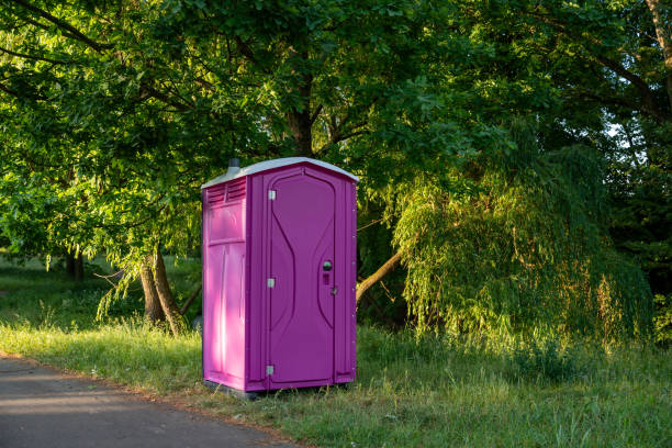 Best Deluxe Portable Toilet Rental  in Hawthorne, NY